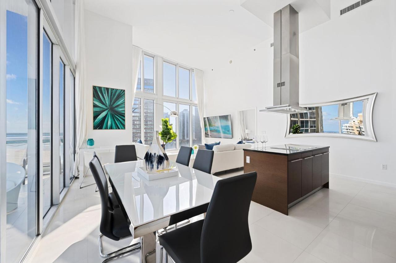 Appartamento Iconic Luxurious High Ceilings Unit Brickell W Miami Esterno foto